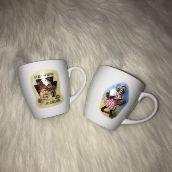 🥒 Heinz Vintage Print Pickles Ketchup Mugs - Picture 3 of 5
